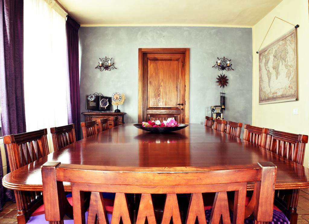 La Cavetta Country House เตรวินญาโน โรมาโน ภายนอก รูปภาพ
