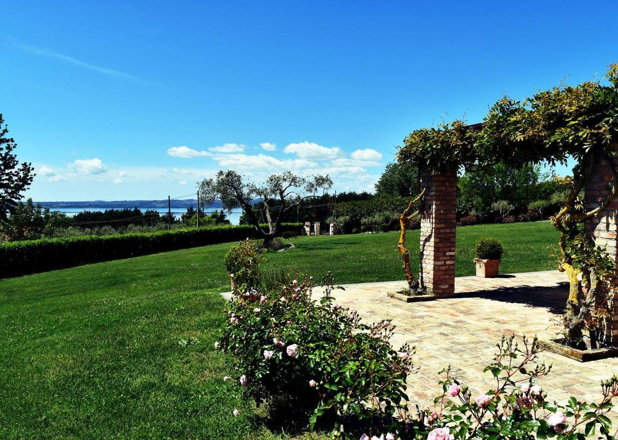 La Cavetta Country House เตรวินญาโน โรมาโน ภายนอก รูปภาพ