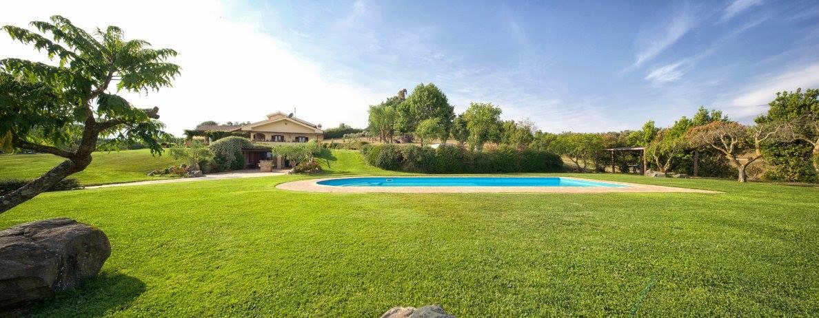 La Cavetta Country House เตรวินญาโน โรมาโน ภายนอก รูปภาพ